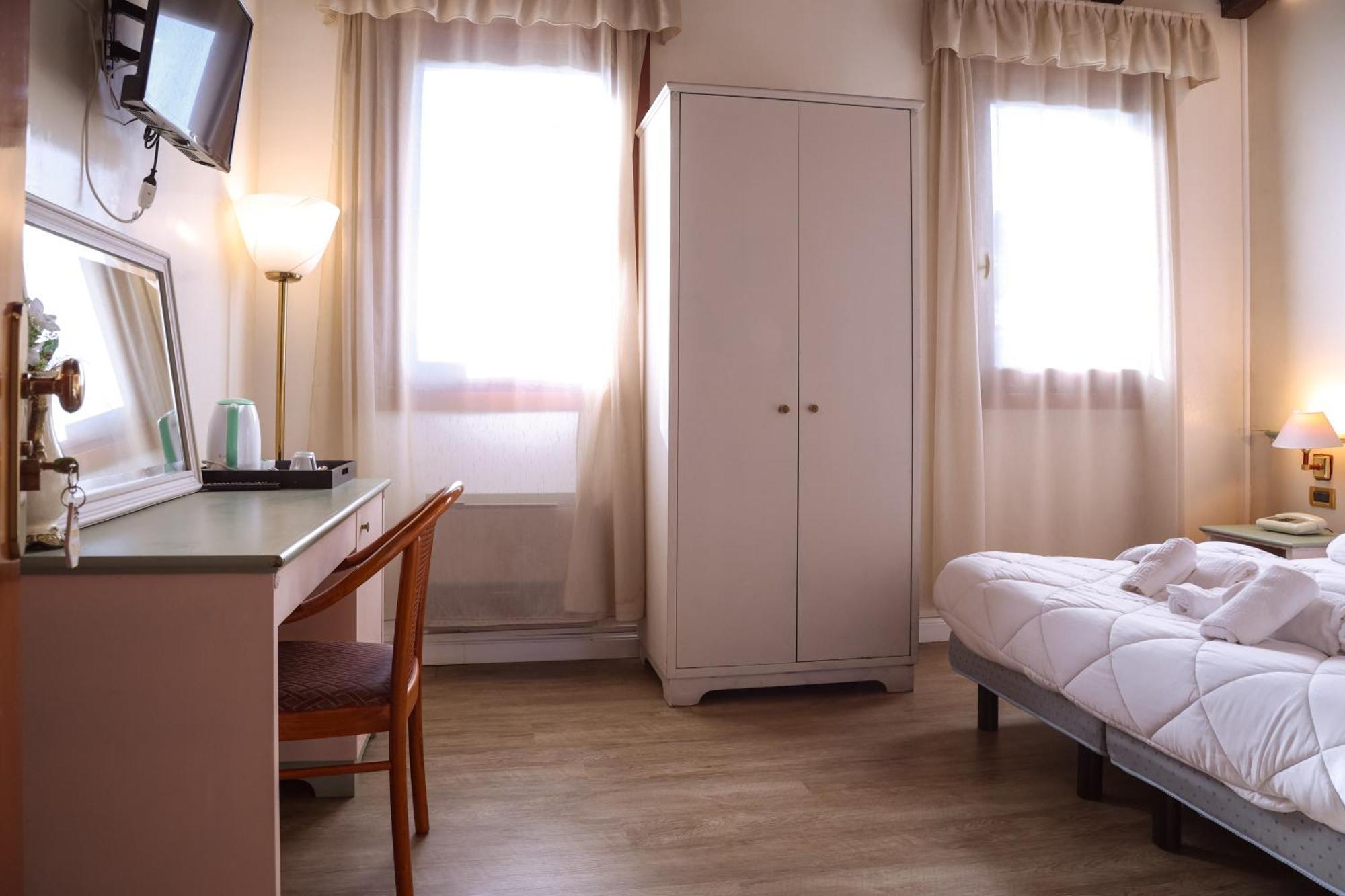 Hotel Villa Sara Mestre Dış mekan fotoğraf